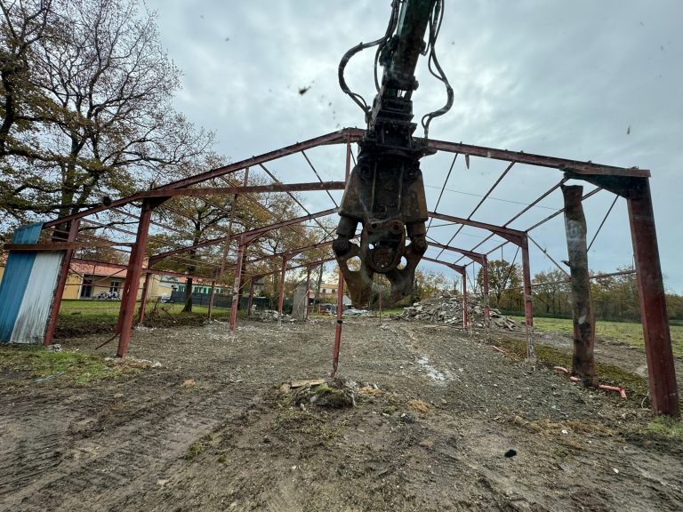 Demolition-batiment-structure-métallique-44