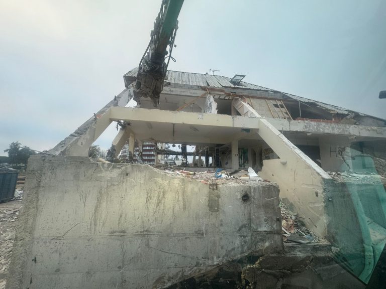 demolition-aquarium-vannes-10