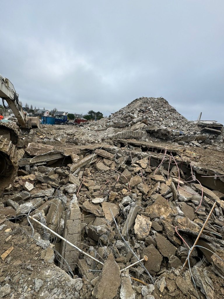 demolition-aquarium-vannes-4